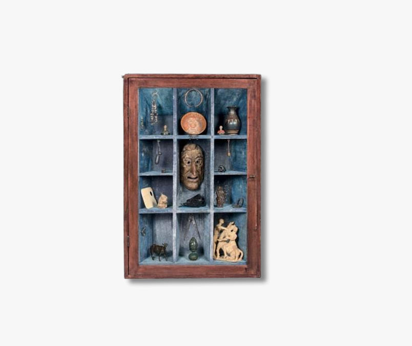 Cabinet de curiosité “Hommage à Nicolas Landau” par Axel Vervoordt