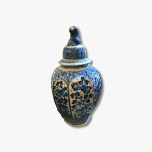 delft-grand-pot-covered-in-faience-18th