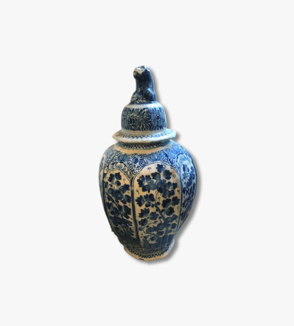 delft-grand-pot-covered-in-faience-18th