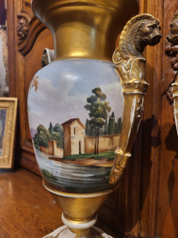 paire-de-vase-en-porcelaine-peinte-19-eme-3