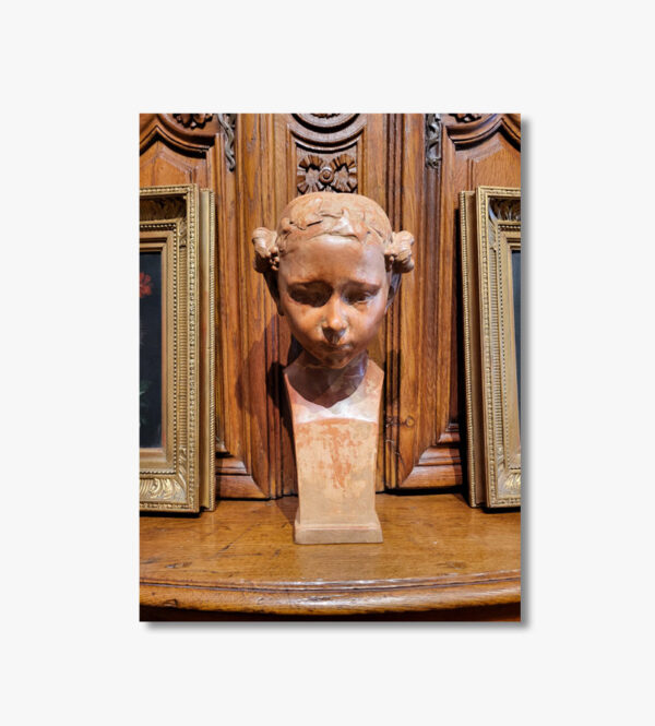 buste-de-femme-en-terre-cuite-par-eugene-piron