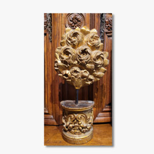 bois-dore-sculpté-fleurs-18-eme