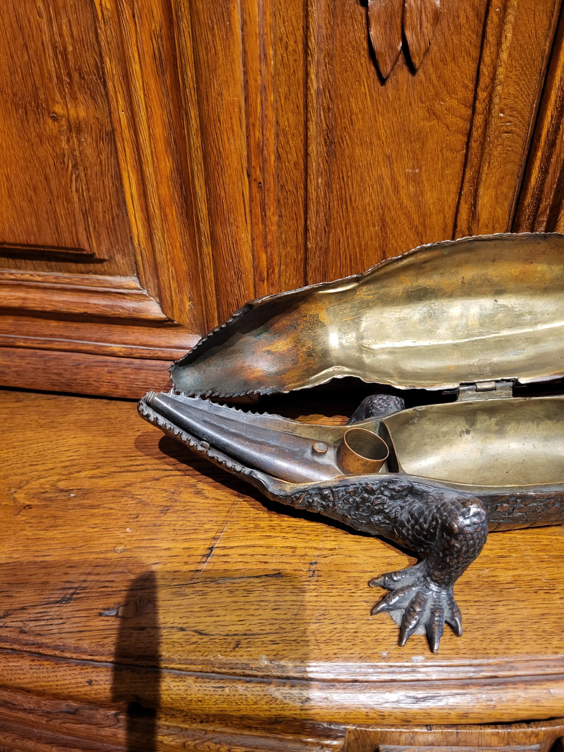 une-boite-a-cigare-crocodile-en-bronze-19-eme-5